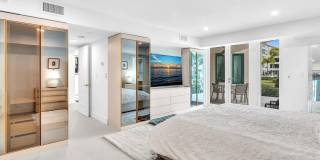 120 SE 5th Avenue Gallery 17