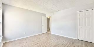 5143 Puritan Circle - 1 Gallery 29