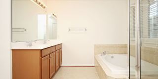 Dog-Friendly Pavilions at Pantops Townhome Gallery 18