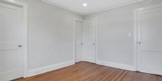 92 Hillside Avenue Gallery 18