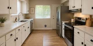 West Valley Duplex With the Kitchen Everyone Wants! Gallery 2