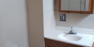 1 bed house with washer dryer hook up Gallery 1