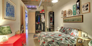 718 Washington Avenue N Gallery 13