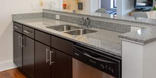 Attain Shockoe Gallery 7