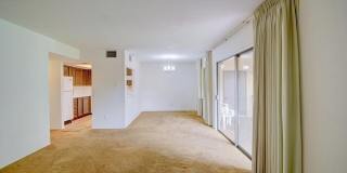 931 Country Club Drive SE 931 Country Club Drive SE Gallery 3