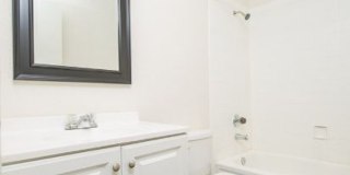 15 on Cambridge Gallery 1