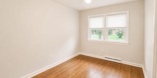 Huge Renovated 3 Bedroom house in hikespoint! Gallery 9