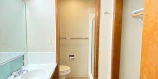 Nob Hill Apartments Gallery 9