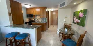 Lahaina Shores Furnished Studio Available Now! Gallery 6