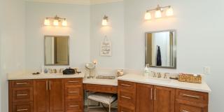 ***STUNNING POOL HOME***4BEDS / 4BATHS***GOLDEN SHORES***FURNISHED SEASONAL RENTAL*** Gallery 40