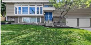 Olympus Cove Home Tucked In to the Benches! Near Park, Schools, Hiking and Skiing! Gallery 1