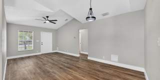 351 NW 8th Avenue Gallery 11