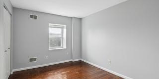 1313 w 8th st - unit 3 Gallery 5