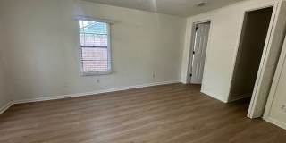 1021 Woodstock Avenue Gallery 17