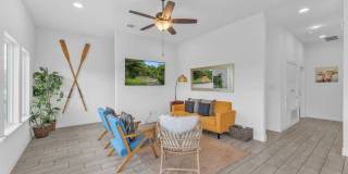 2488 Waterfront Park Gallery 9