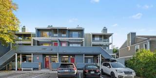 Beautiful 2-Bedroom, 2-Bathroom Condo Near Parks & Boulder Favorites Gallery 1