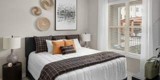 Aventon Nora Gallery 13