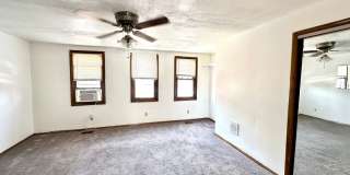 Conveniently Located 1 Bed, 1 Bath Unit - Available 7/1! Conveniently Located 1 Bed, 1 Bath Unit - Available 7/1! Gallery 1