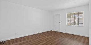 2391 NE 11th Court Gallery 10