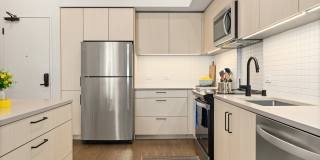 Avenue 34 Gallery 11