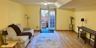 Spacious Garden-level Condo with Kitchenette in North Boulder Gallery 5