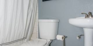 Trailside Living: 5BR Home Steps from Sanitas & Pearl Street Gallery 17