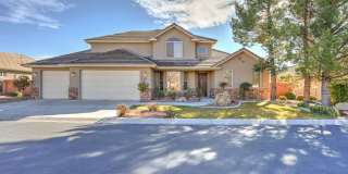 Beautiful St. George Home - Community Pool & All Landscaping Maintenance Included! Gallery 1