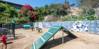 Emerald Hills Apartment Homes Gallery 11