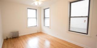 5337 S. Hyde Park Boulevard Gallery 4