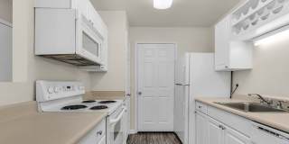 Marcus Pointe Grande Gallery 14