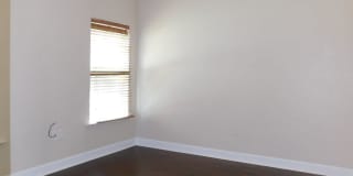 Beautiful Sorrento Townhome! Gallery 10