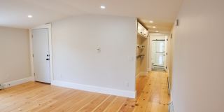 142 Newbury Street Gallery 5