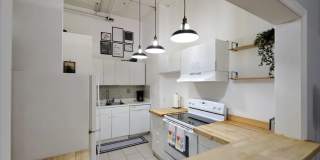 146 Chambers St Gallery 12