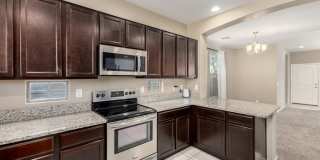 7742 West Palm Lane Gallery 19