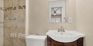 222 Shannon Place NW - 1 Gallery 23