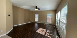 *Coming Soon* Beautiful 4 Bedroom 2.5 Bath Single Family House Gallery 8