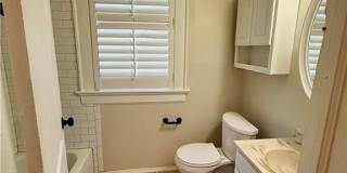 494 Parkway Drive NE Gallery 11