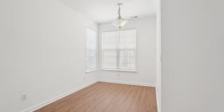 2596 Bates Street SE Gallery 35
