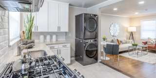 Everly Apartments on Cherry Street Gallery 6