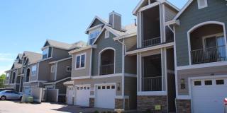 Spacious 2-Bedroom Condo Backing to Open Space Spacious 2-Bedroom Condo Backing to Open Space Gallery 1