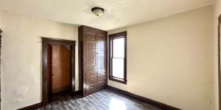 413 Bartram Ave Gallery 16