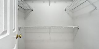 214 W LOCUST Street Gallery 23
