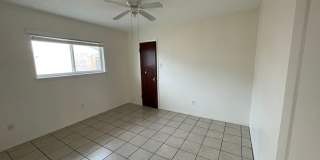 3/2 Southside 1800 sqft, pet friendly, enclosed yard Gallery 12