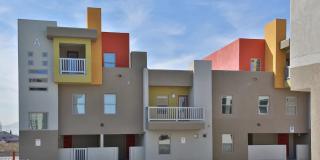 410 THORN Gallery 1