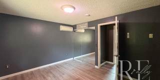 Spacious Port Orchard Split-Level with A/C, Two Living Areas & Fenced Backyard Gallery 16