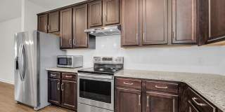 FIRST MONTHS RENT FREE WITH SIGNED 2 YEAR LEASE Gallery 11