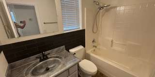 3bd/2ba 1374 sq ft in Chandler with POOL Gallery 19