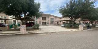1208 W Kiwi Gallery 1