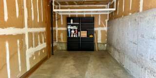 Beautiful & Bright 2-Bedroom + Office Corner Condo in North Boulder Gallery 51