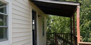 Centrally located 3 BR 1.5 Bath Centrally located 3 BR 1.5 Bath Gallery 4